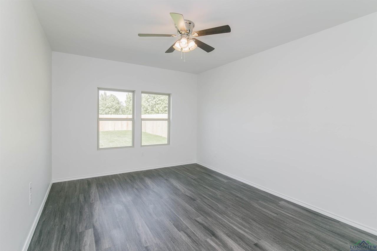 1142 Mission Creek Dr - Photo 6 of 17