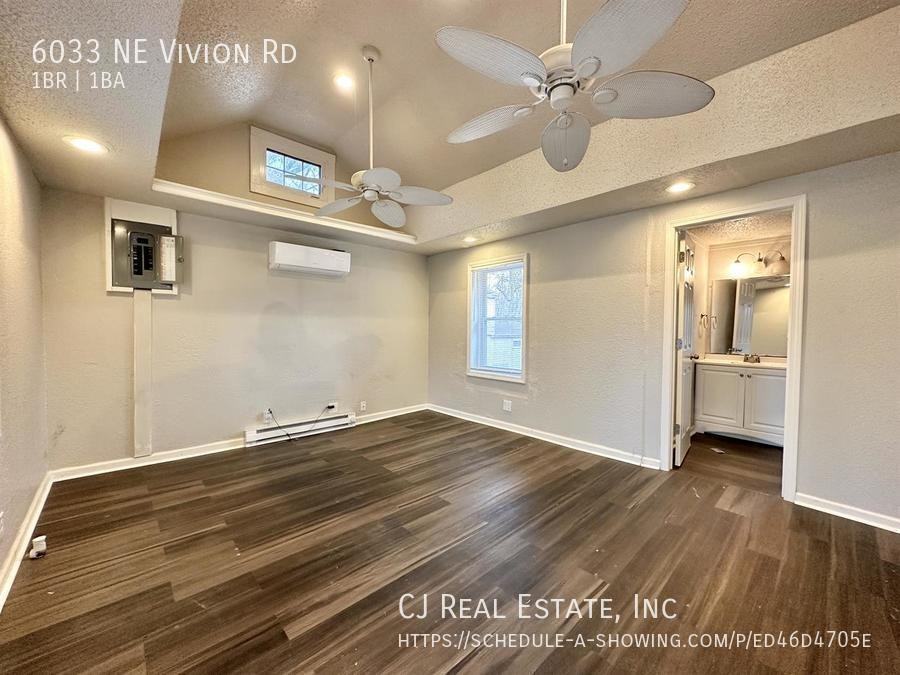 6033 Ne Vivion Rd - Photo 2 of 8