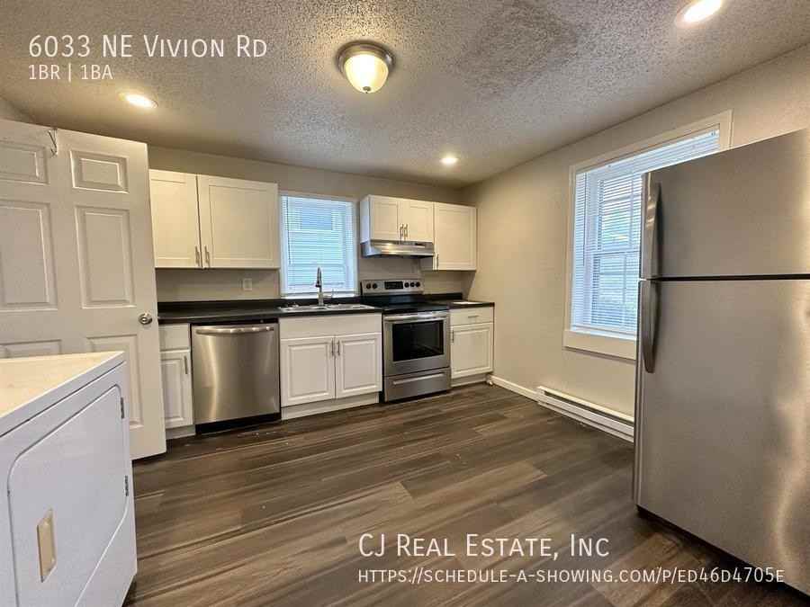 6033 Ne Vivion Rd - Photo 4 of 8