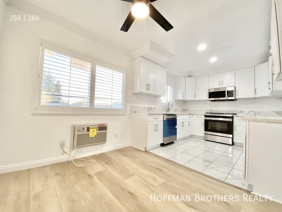 11922 Burbank Blvd #20 - Photo 3 of 13