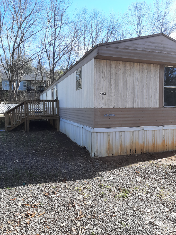 463 10th St Sw - Photo 2 of 4