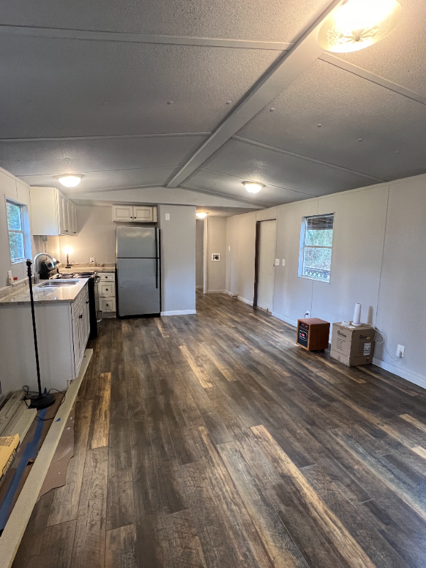 35 Fountain Cir - Photo 2 of 11