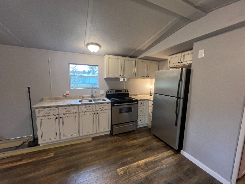 35 Fountain Cir - Photo 4 of 11