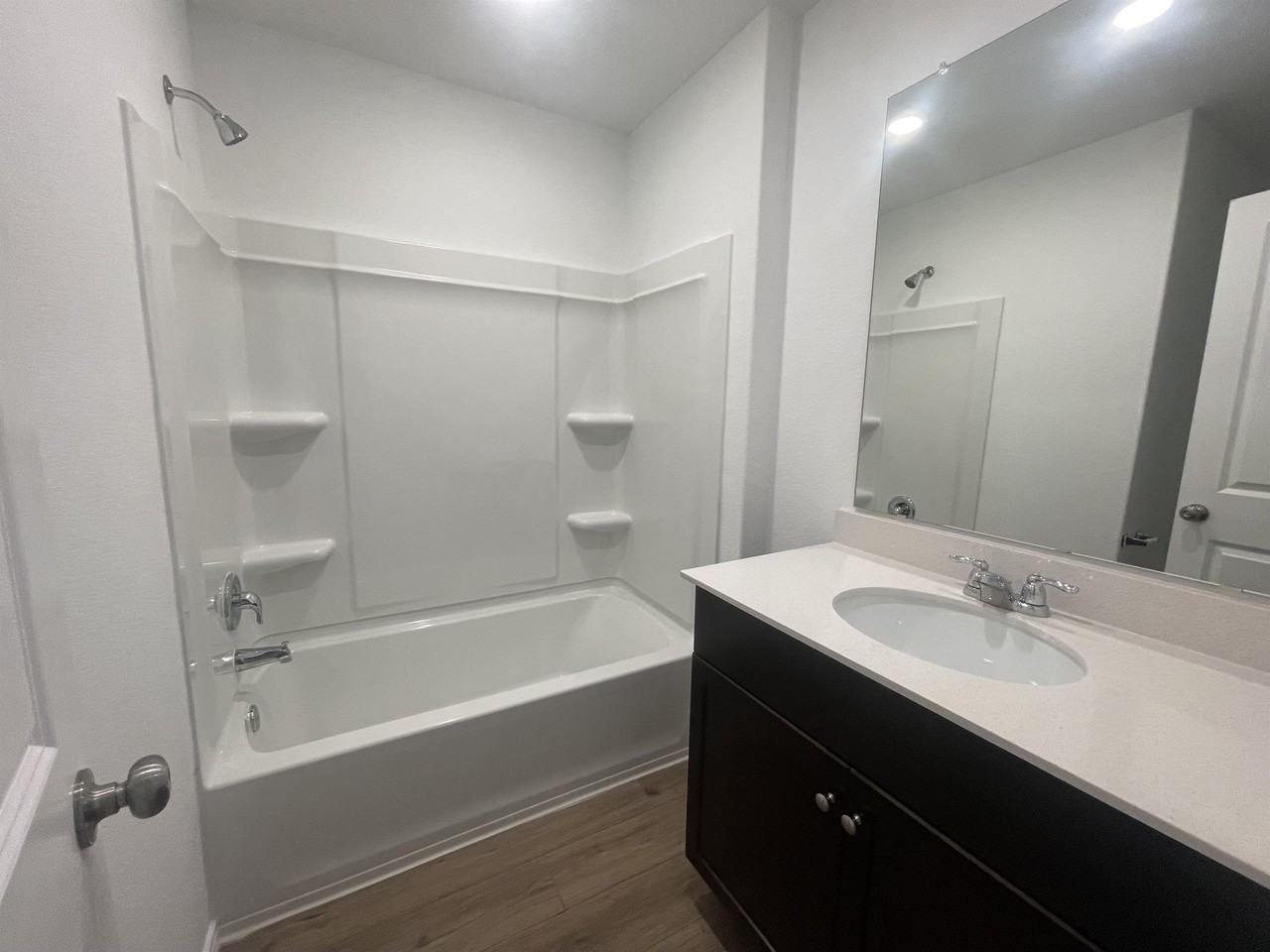 147 Gabbro Gdns #1 - Photo 7 of 12