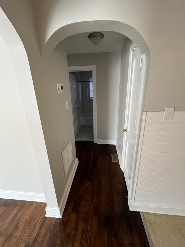 332 Shawnee Ave #332 - Photo 5 of 20