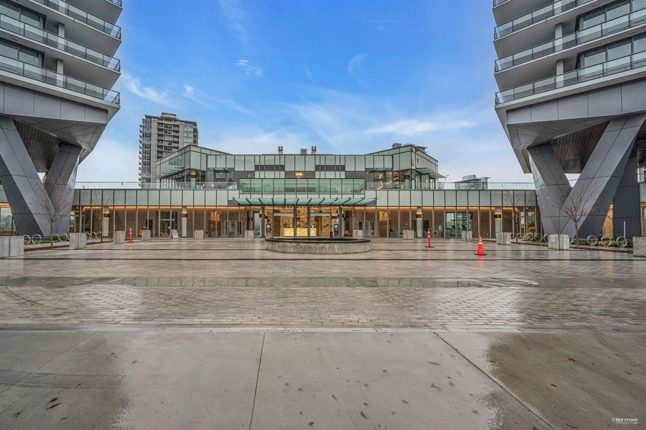 4720 Lougheed Hwy - Photo 2 of 38