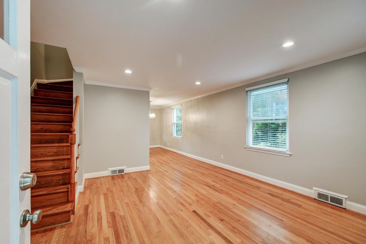 8451 Water Oak Rd #1 - Photo 4 of 38