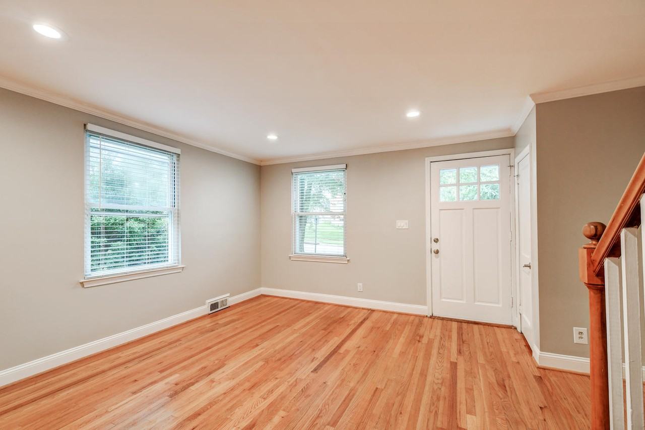 8451 Water Oak Rd #1 - Photo 5 of 38