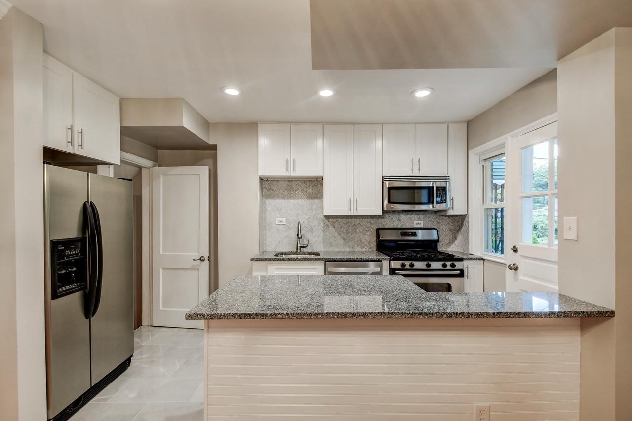 8451 Water Oak Rd #1 - Photo 7 of 38