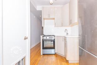 1714 Linden St #2R - Photo 1 of 1