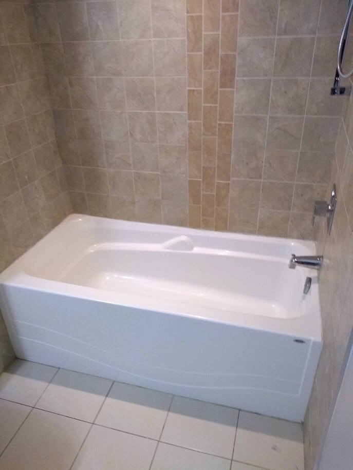 245 James St N - Photo 2 of 6