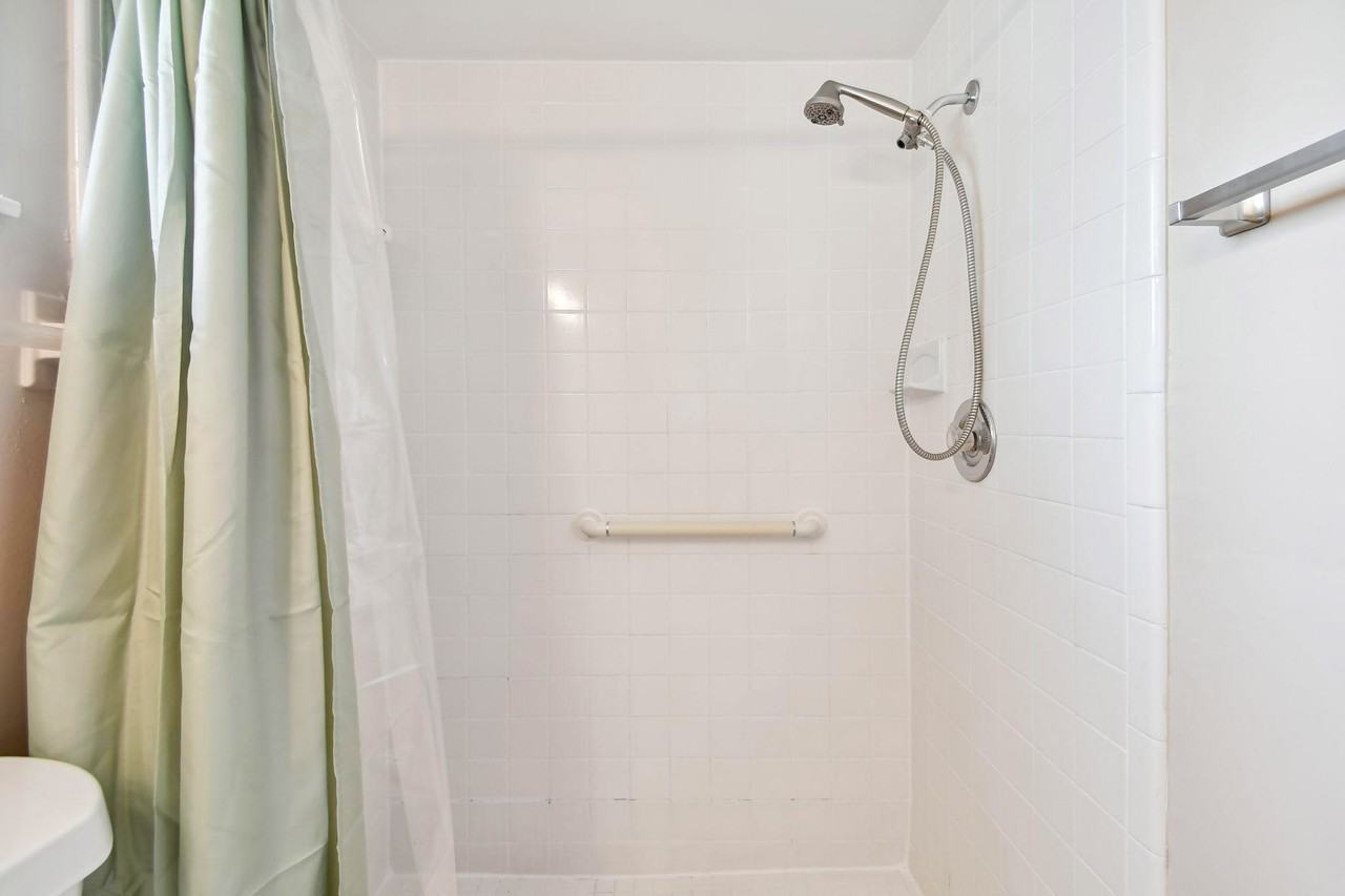 Cardinal St - Photo 6 of 16