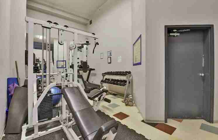 933 Seymour St - Photo 2 of 38