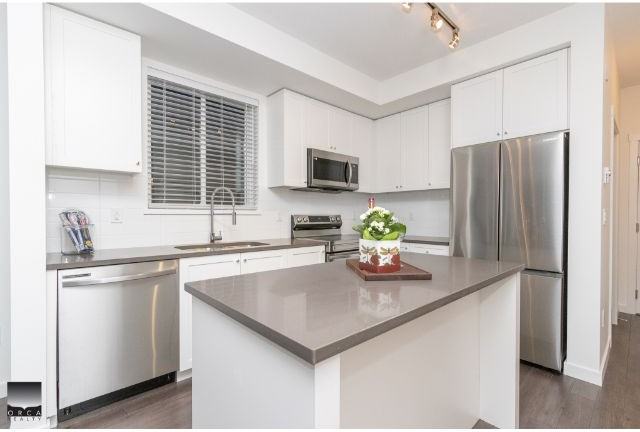 15848 Fraser Hwy - Photo 2 of 34