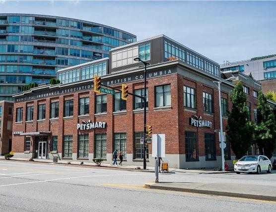 429 West 2nd Ave - Photo 2 of 50