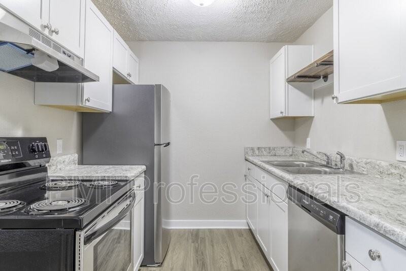 105 Kingsridge Dr - Photo 6 of 10