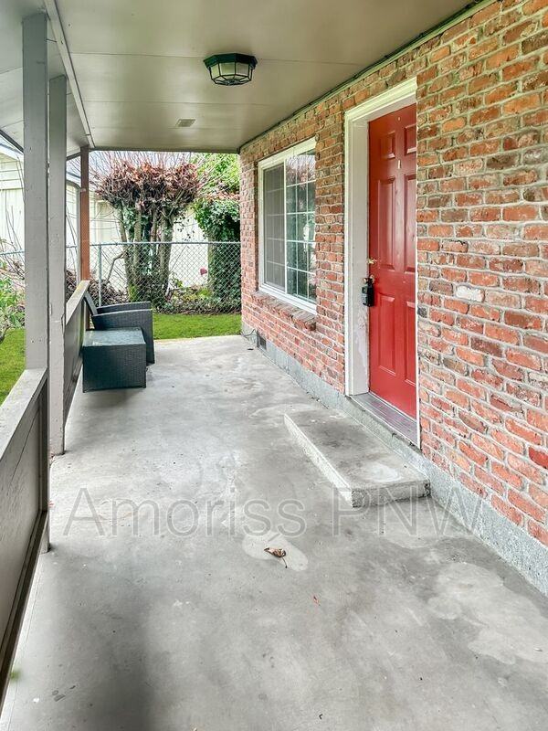 10314 13th Street Ct E - Photo 2 of 10