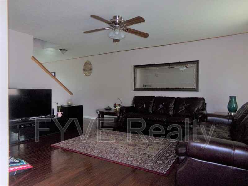 492 Thistleview Dr - Photo 3 of 27