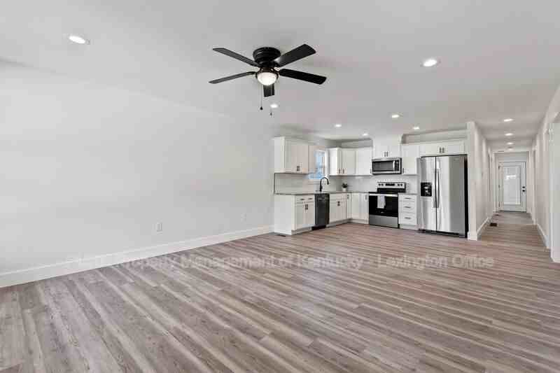 312 Winding Branch Dr - Photo 4 of 23