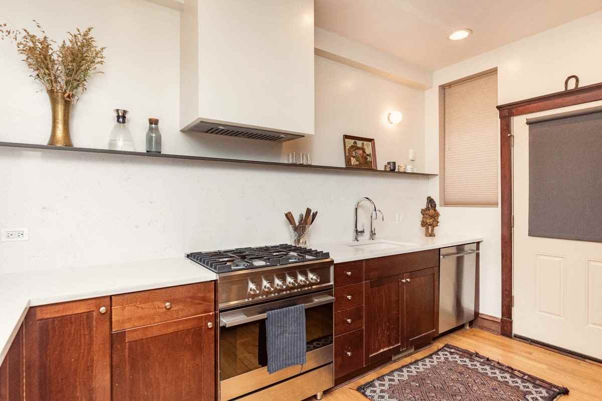 1256 West Hood Avenue 1W - Photo 2 of 20