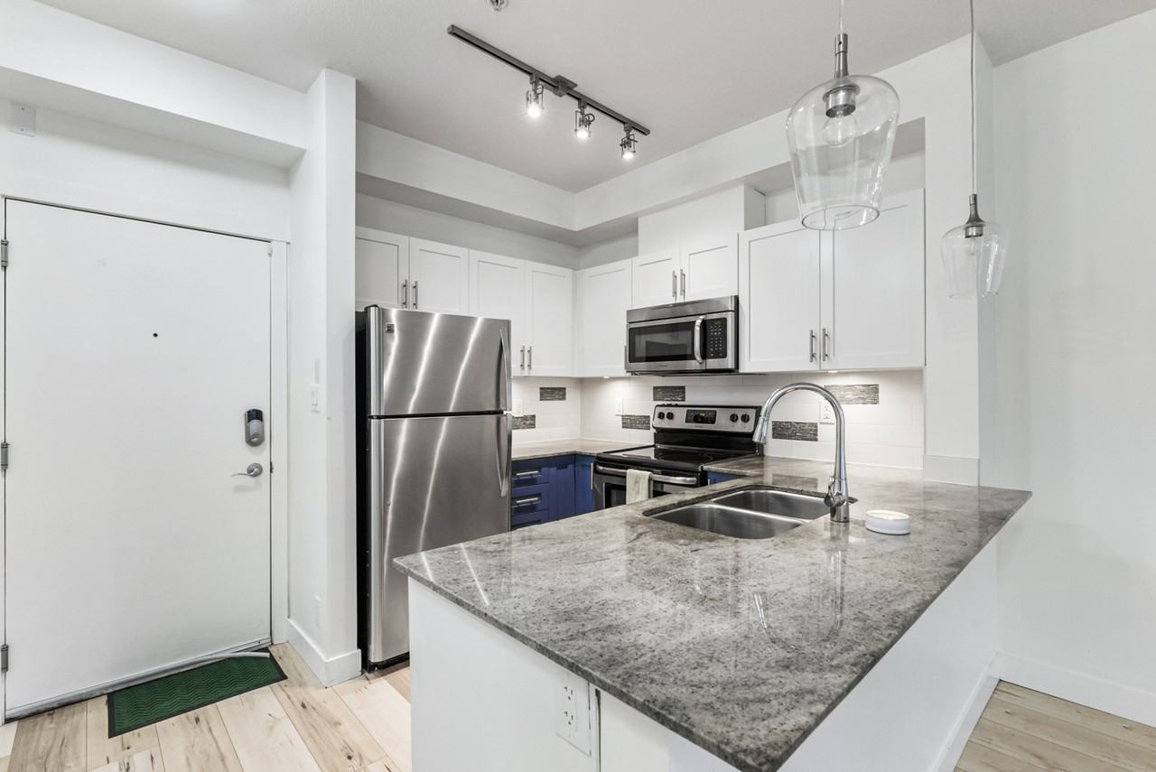 13468 King George Boulevard #103 - Photo 7 of 18