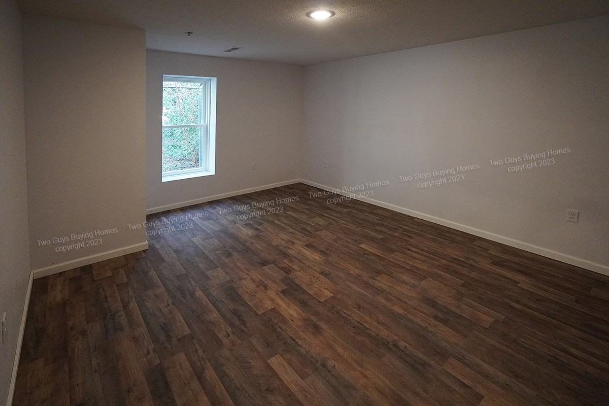 2420 East Blaine Street - Photo 3 of 13