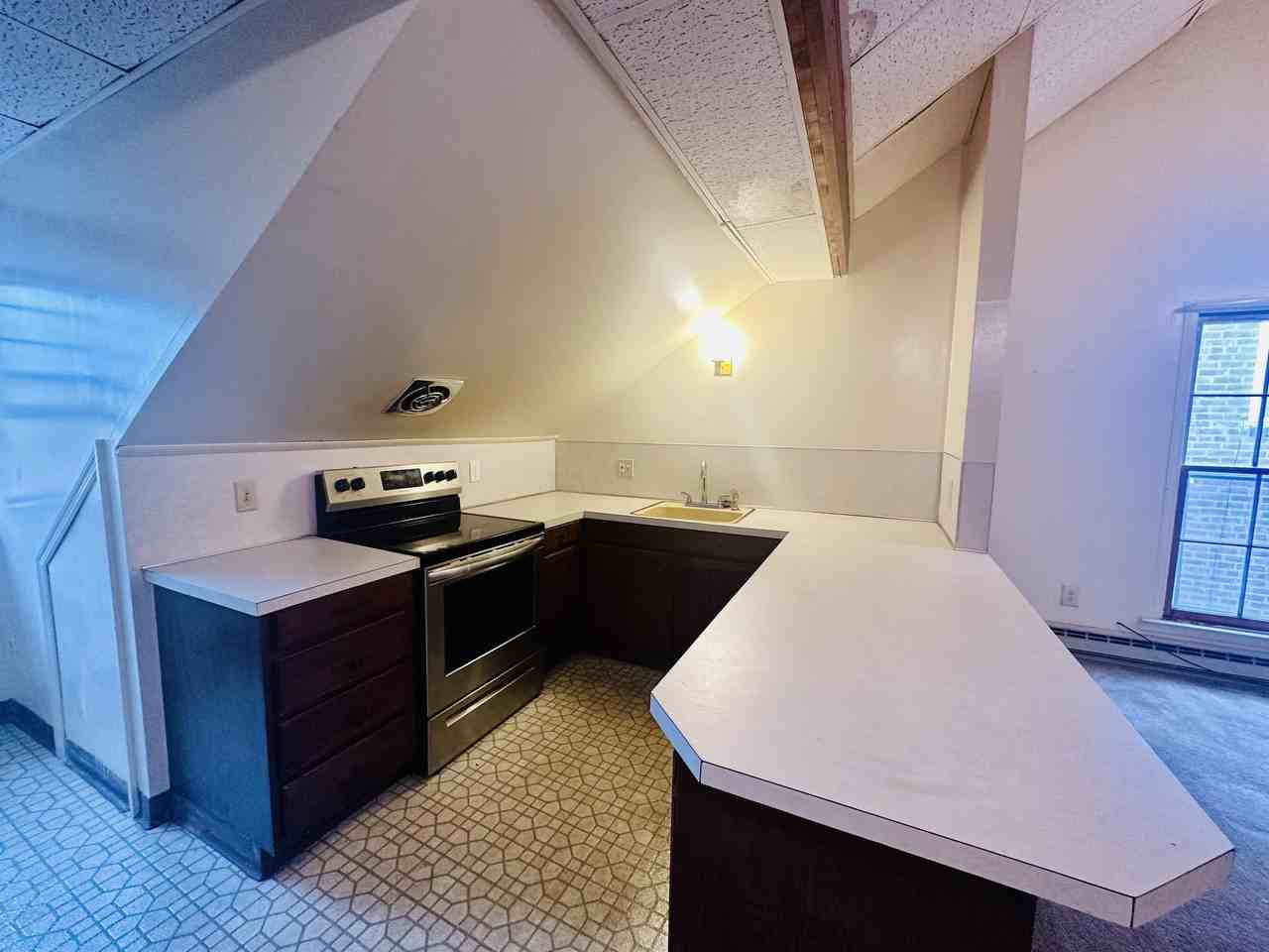 17 Washington Ave - Photo 2 of 24