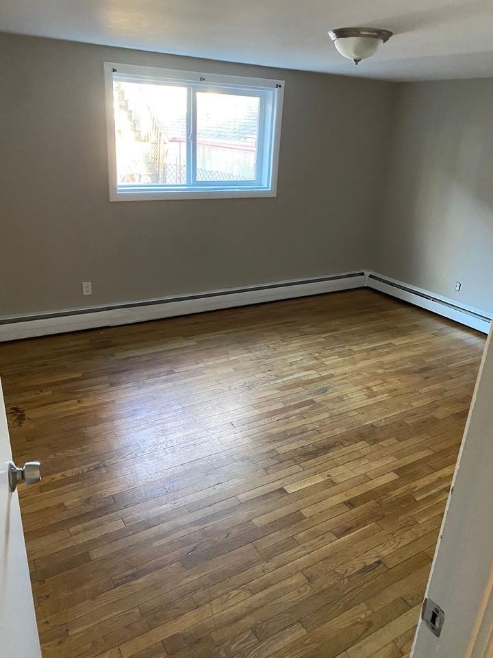 49 Coombs Street #3 - Photo 5 of 9