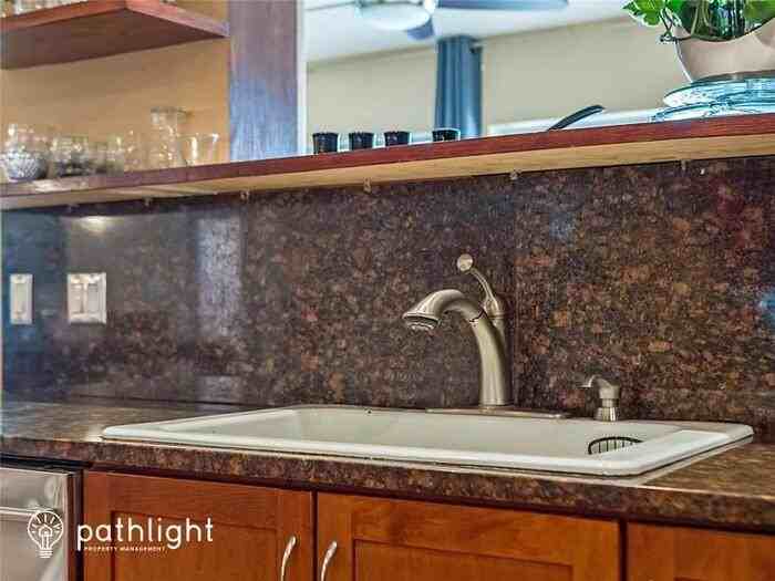 622 Lakespur Ln - Photo 3 of 28