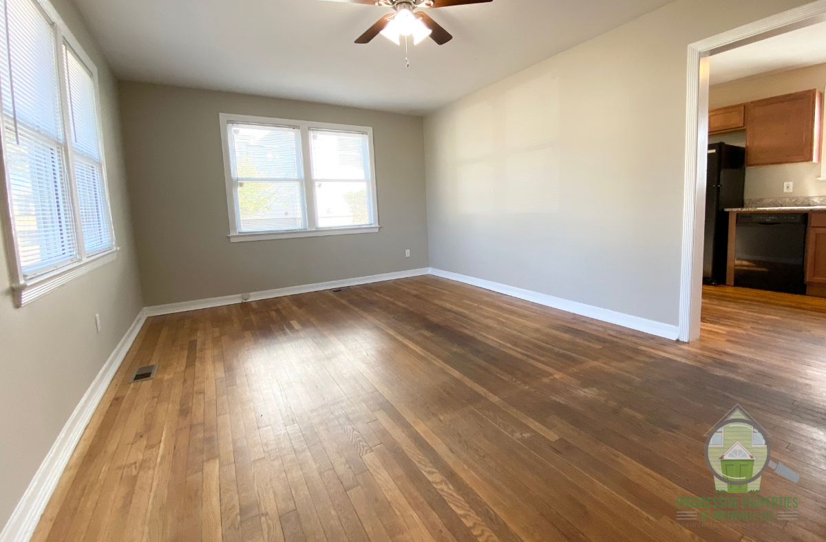 25 Crystal Ave #1 - Photo 3 of 10