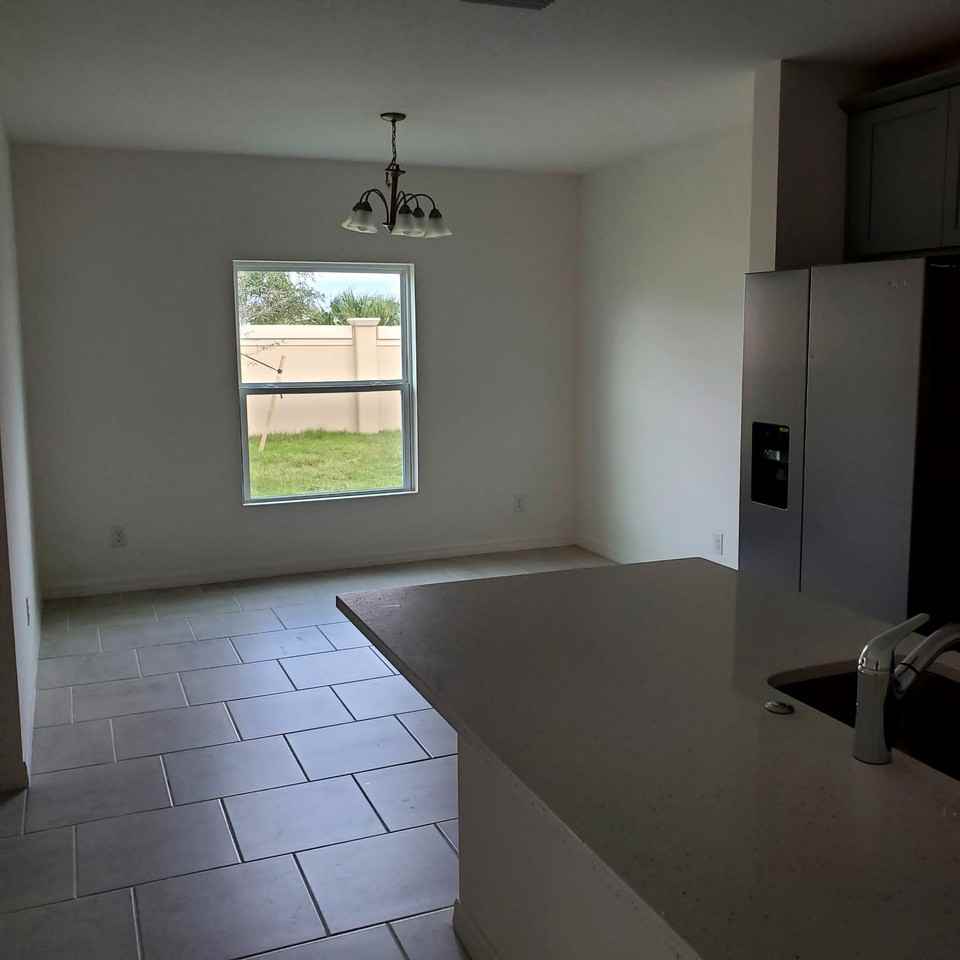 3649 Yarian Dr #1 - Photo 5 of 24