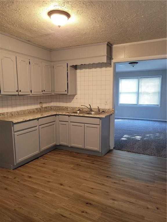3713 Cleveland Ave #1 - Photo 6 of 9