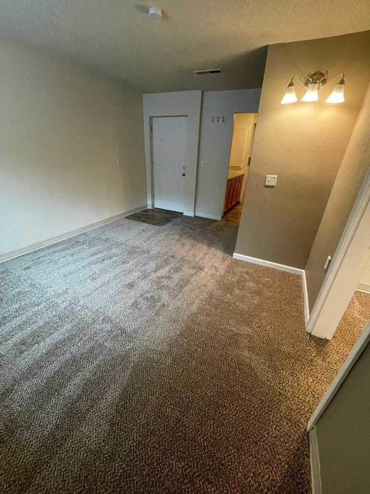 1818 Evergreen Park Drive Southwest