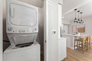featured image of 1008 Little Ln