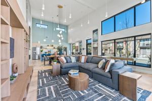 featured image of 1008 Little Ln