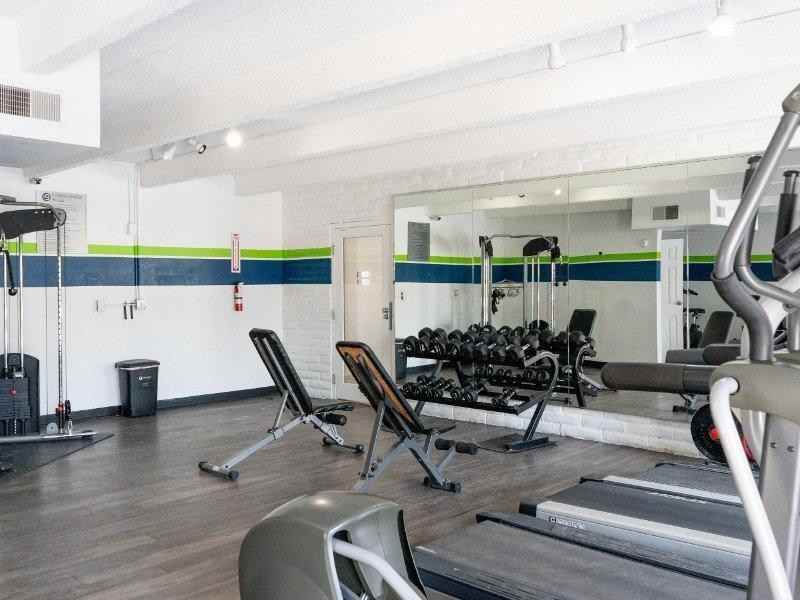 11100 E Dartmouth Ave - Photo 5 of 31