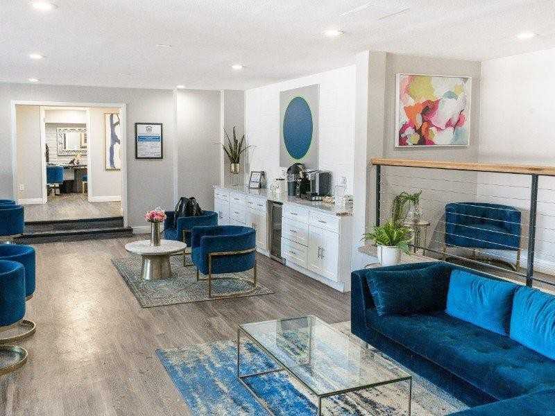 11100 E Dartmouth Ave - Photo 7 of 31