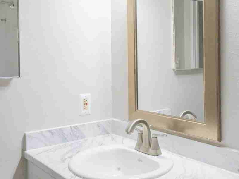 11100 E Dartmouth Ave - Photo 7 of 31