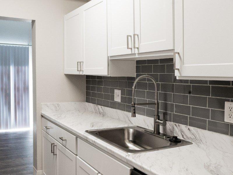 11100 E Dartmouth Ave - Photo 6 of 31