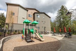 featured image of 21056 Viking Ave Nw