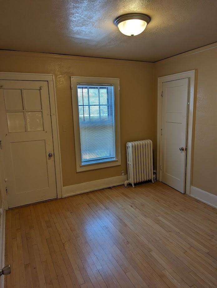 3037 N Stowell Ave - Photo 3 of 16
