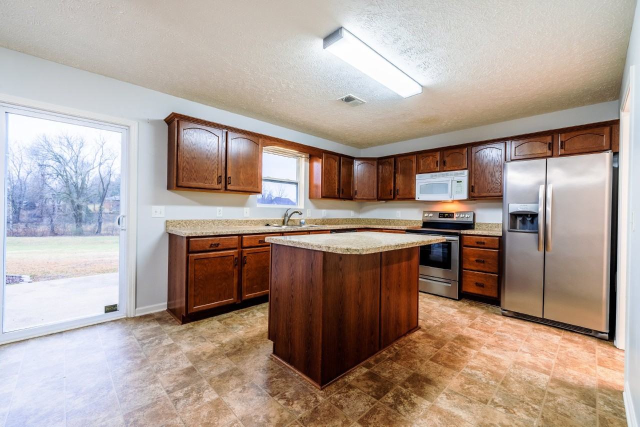 148 Granda Flora Dr - Photo 2 of 16