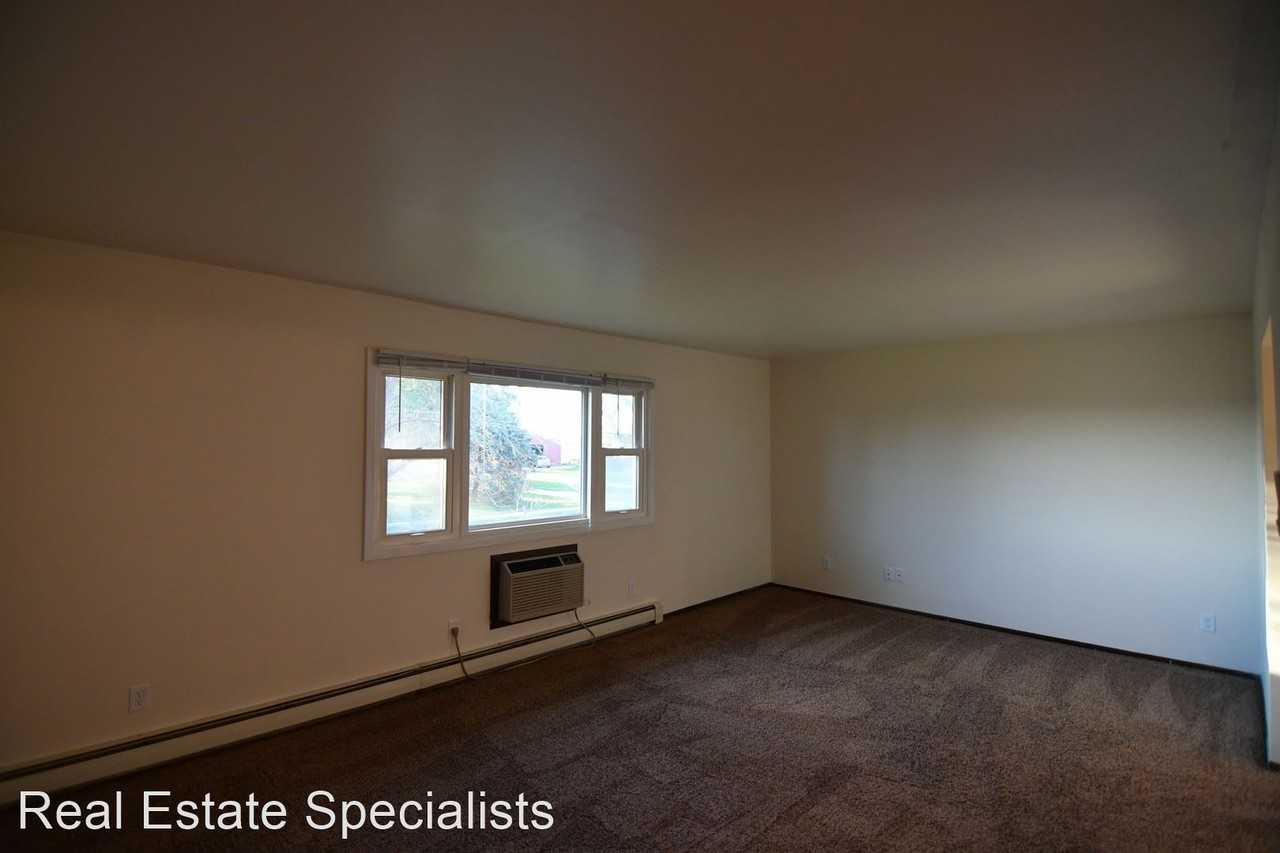 2086 and 2096 Townline Road 2067 Lilly Street - Photo 3 of 9