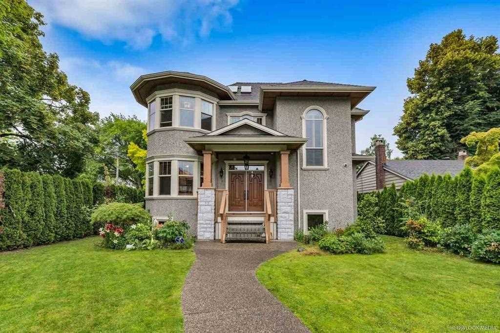 2006 West 48th Avenue, Vancouver, BC V6M 2P3 4 Bedroom Apartment for