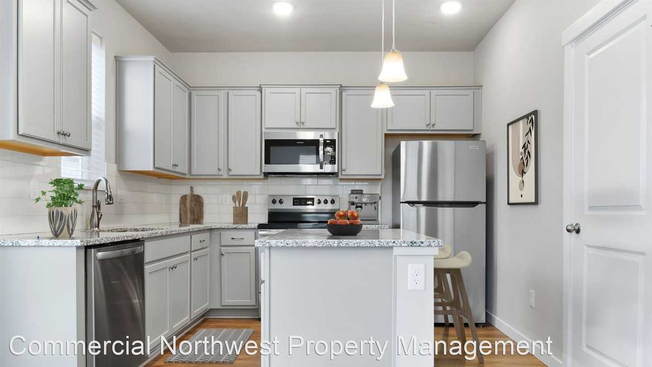 Charlesworth Townhomes | First Month’s Rent is Free!!!! - Photo 2 of 2