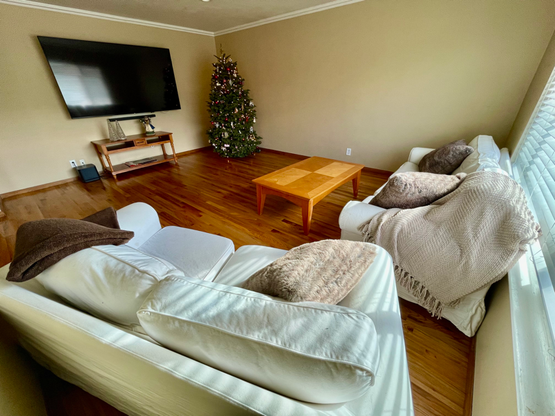 4888 Wellington Park Dr - Photo 2 of 24