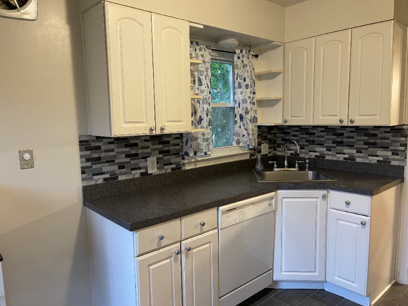 569 Miner Rd - Photo 3 of 16