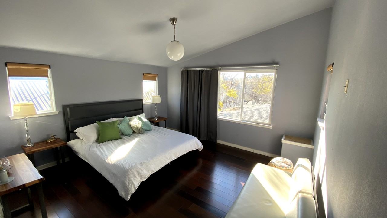 1302 Singleton Ave #NA - Photo 3 of 17