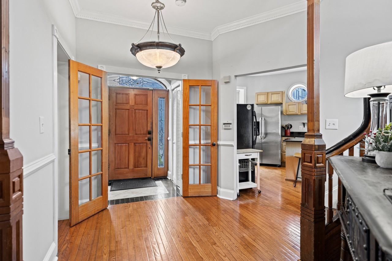 547 Florida Ave Nw #3