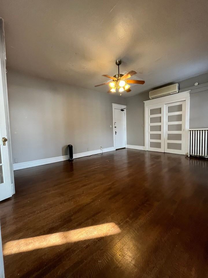 1414 C - Photo 2 of 13